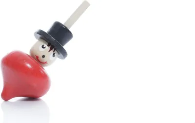 Obrázok produktu pre Drevená hračka točiaci sa vrchol s valcom červená Výška=6cm NOVINKA