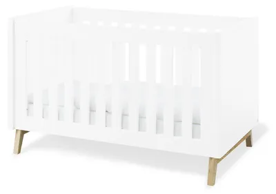 Produktbild von Pinolino Kinderbett 'Riva' 140 x 70 cm Edelmatt: MDF Uni, weiß lackiert und massiv, Esche klar lackiert