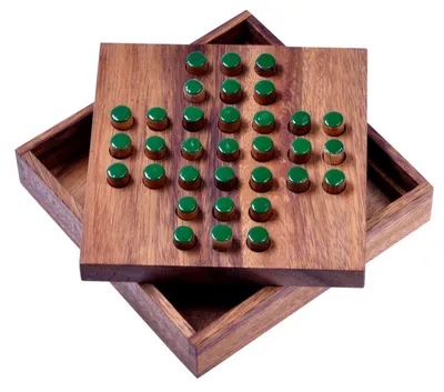 Produktbild von Solitär Gr. L mit grünen Steckern – Solitaire – Denkspiel aus Holz für 1 Person
