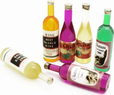 Produktbild von Miniatur Flaschen für Miniatur Bar und Puppenstube Küche (1 Set)