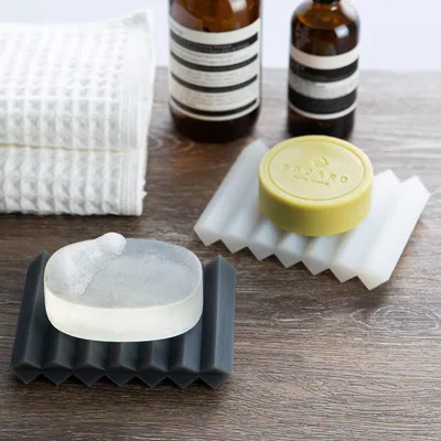 Imagen del producto de Jabonera autovaciante, de silicona, 2 unidades, para baño y cocina