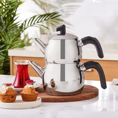 Produktbild von Karaca Belinay Mittelgroße Schwarze Teekanne Set Edelstahl, Turkischer Teekocher, Wasserkocher, Teekanne: 1 L Wasserkocher: 1,6 L, Türkisches Teekannen, Teekannen Set Schwarze