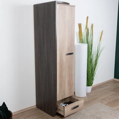 Produktbild von Schlafzimmer - Kleiderschrank schmal