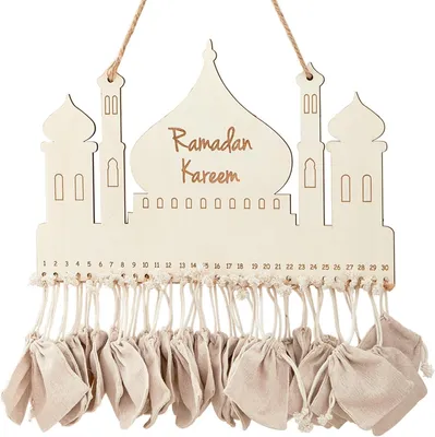 Image de Calendrier de l'Aïd pour le Ramadan, à remplir - Calendrier du Ramadan avec 30 pochettes - Calendrier de l'Aïd Mubarak en bois - À accrocher au mur ou à la porte