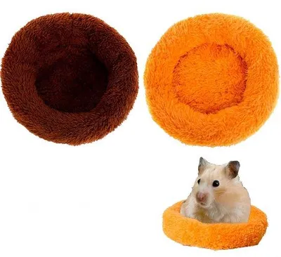Immagine prodotto di Due morbide cucce rotonde per criceti, del diametro di 12 cm, adatte a porcellini d'India, lucertole, topi e altri piccoli animali, con fondo antiscivolo.
