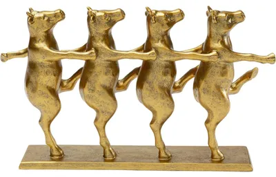 Image de Figurines décoratives faites à la main représentant des vaches dansantes