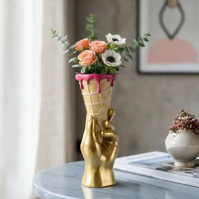 Immagine prodotto di Vaso da fiori in resina, 12,5x11x31 cm, color oro rosa, design Mauro Ferretti