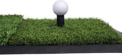 Produktbild von Famanu Golf Abschlagmatte Grün - Unisex, 30 cm x 60 cm, inklusive 3 Tees