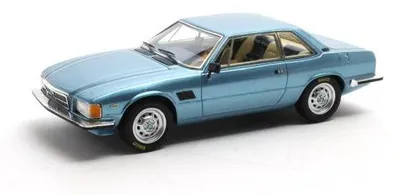 Imagen del producto de Matrix 1:43, DeTomaso Longchamp, azul metálico, 1972