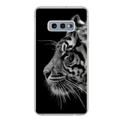 Produktbild von MuchoWow® Handyhülle Schutzhülle Hülle für Samsung Galaxy S10e Tiger auf schwarzem Hintergrund in schwarz und weiß Silikon Softcase Handy Hülle - Handy