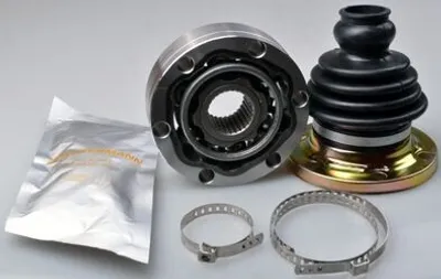 Produktbild von DENCKERMANN Gelenksatz Antriebswelle Getriebeseitig für VW Transporter IV Bus (70B, 70C, 7DB, 7DK, 70J, 70K, 7DC, 7DJ) C120006
