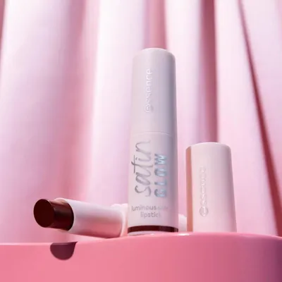 Produktbild von Essence Satin Glow, Braun, Deja-brew, 1 Farben, Färbung, Weichmachend, Frauen, Glanz