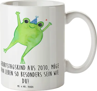 Produktbild von Mr. & Mrs. Panda Tasse 2010 Geburtstag - Weiß - Geschenk, Geburtstagsgeschenk, Kaffeebecher, Kaffeetasse, Keramiktasse, Geburtstagswünsche, besonderer Wunsch, Trinkbecher