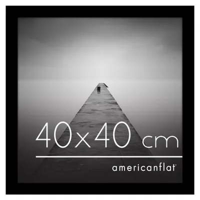Obrázok produktu pre Rám na fotografie Americanflat, 40x40 cm, vyrobený z MDF dreva s nárazuvzdornou plexisklovou doskou