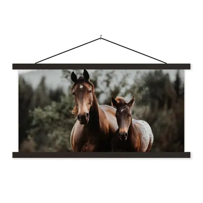 Produktbild von MuchoWow® Textilposter Pferde - Wald - Berge 120x60 cm mit schwarzem Rahmen - Dekoration Schlafzimmer