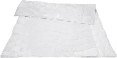 Produktbild von Traumina Cube Seide solo Einziehdecke Wärmeklasse 2 Größe 240x220 cm