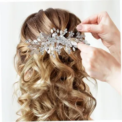 Produktbild von 2 Stück Brauthaarkamm mit Strasssteinen und Metall, Silber | Hochzeit, Elegante Funkelnde Optik, Sicherer Halt und Angenehmes Tragen für Bräute