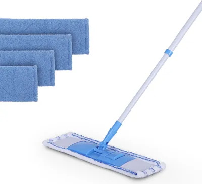 A mop and four replacement mop heads are displayed against a white background.
