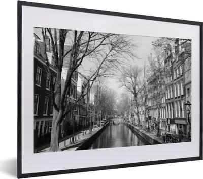 Produktbild von MuchoWow® MuchoWow® Gerahmtes Poster Achterburgwal Amsterdam - Schwarz und Weiß 40x30 cm - Poster mit zchwarzem Bilderrahmen - Bilderrahmen - Poster im Rahmen