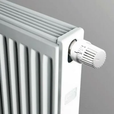 Produktbild von Brugman Universalheizkörper 6 Anschlüsse  / Ventil- Kompakt- Heizkörper Typ 11 500 x 1000 (mit Halterung und Ventil)