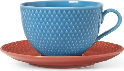 Immagine prodotto di Lyngby Porcelæn - Tazzina Rhombe Colour con piattino, 39 cl, blu/terracotta
