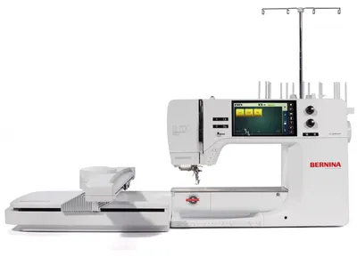 Produktbild von Bernina B 700 PRO mit SDT-Stickmodul