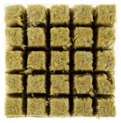 Produktbild von 25 Stück Anzuchtblock 25x25x40mm aus Bodensubstrat für die Vermehrung von Hydrokulturpflanzen und die Aufzucht von Setzlingen