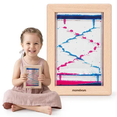 Produktbild von Mamabrum sensorische Flüssigkeitsuhr für Kinder mit Tropfenkaskade, 90 Sekunden, Holzrahmen in Rosa und Blau, 12 × 4 × 15,7 cm, ab 3 Jahren, KI-generiertes Bild