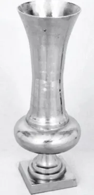 Produktbild von Casa Padrino Barock Aluminium Vase Antik Silber Ø 26,5 x H. 81 cm - Antik Stil Blumenvase