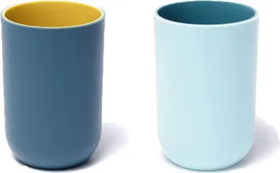 Produktbild von Becher 10,5 oz, unzerbrechliche wiederverwendbare Trinkbecher, Set mit 2 Farben, Plastik-Zahnputzbecher, 300 ml, spülmaschinenfest (Hellblau und Marineblau)