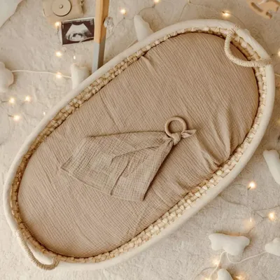 Produktbild von Muminky | Spannbettlaken für Kinderwagen/Stubenwagen - 40x80 cm - Beige - Baumwolle-Musselin - Hipoallergen