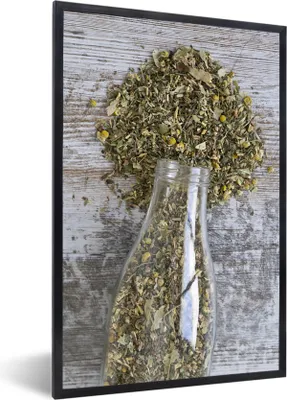 Produktbild von MuchoWow® MuchoWow® Gerahmtes Poster Getrocknete Kräuter in einem Glas 40x60 cm - Poster mit zchwarzem Bilderrahmen - Papierdruck - Wandbilder