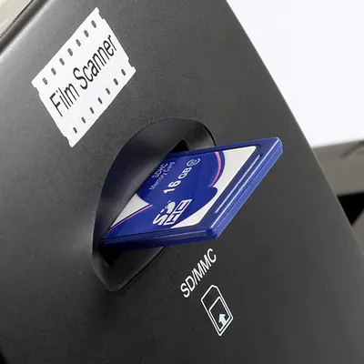Produktbild von Technaxx DigiScan DS-02 Filmscanner - USB Bilddigitalisierung Digital Bilder Bild digitalisieren, Dia scannen und auf den PC als Bild übertragen