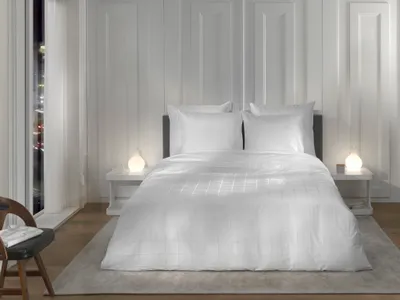 Produktbild von Heckett and Lane Bettwäsche Diamante 1 Bettwäsche 240x220cm mit 2 Kopfkissen 60x70cm 100% Baumwolle Mako-Satin White
