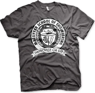 Produktbild von Macgyver School Of Engineering T-Shirt - Small - Dark-Grey