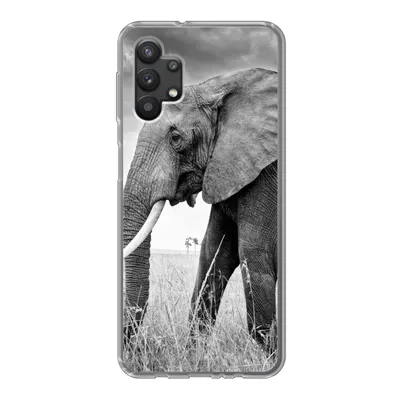 Produktbild von MuchoWow® Handyhülle Schutzhülle Hülle für Samsung Galaxy A32 5G Elefant - Gras - Tiere - Schwarz und weiß Silikon Softcase Handy Hülle - Softcase