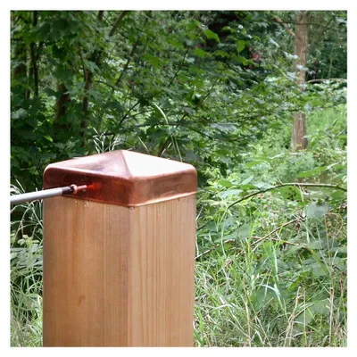 Produktbild von Pfostenkappe - 90 x 90 mm - Witterungsschutz für Pfosten und Zäune - verkupfert