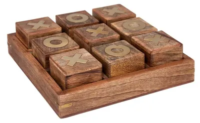 Produktbild von Tic-Tac-Toe Spiel - Holzspiel - 23 x 23 cm - Mangoholz und Messing - Mittelbeige - Dekoobjekt für Tisch und Wohnzimmer