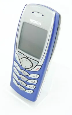 Image de Nokia 6100, couleur bleu foncé. Sans verrouillage SIM. Téléphone d'origine, en excellent état. Envoi rapide. En état acceptable