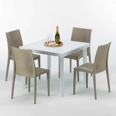 Produktbild von Weiß Quadratisch Tisch und 4 Stühle Farbiges Polypropylen-Außenmastenset Grand Soleil Bistrot Love - Beige