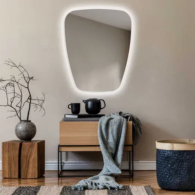 Obrázok produktu pre Moderne Ozdobne Nepravidelné zrkadla na stenu s podsvietenim LED 64x84 cm | Farba LED: Biela studená 7000K | TRZ221