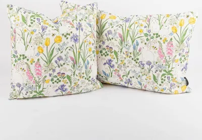 Produktbild von Kissenhülle Rabbit Spring Fever weiß bunt  in versch. Größen Größe 30x50cm (HxB) 30x50cm (HxB) Größe
