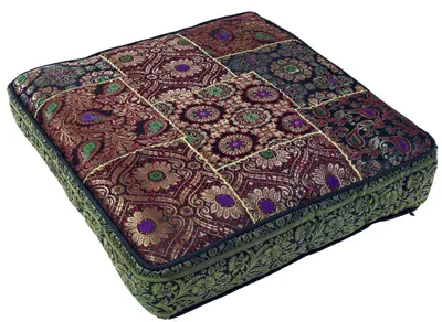 Produktbild von Orientalisches Eckiges Patchwork Kissen 50 cm, Sitzkissen, Bodenkissen mit Baumwollfüllung - Lila, Violett, Viskose, Zierkissen, Dekokissen, Sofakissen
