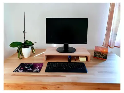 Produktbild von Monitorerhöhung aus Buche 60x30x10 cm