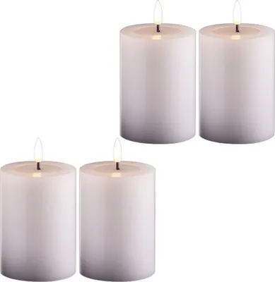Produktbild von 4 Set LED Stumpenkerze mit Timer 6 Stunden weiß Echtwachs LED warmweiß 7,5cm ø 10cm Höhe - 2 AA Batterien nötig LED Echtwachskerze mit Flackereffekt flammenlose Stumpenkerze LED Kerze schmal
