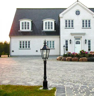 Produktbild von Casa Padrino Barock Garten Terrassen Außenstehleuchte 22 x 22 x H. 107 cm - Verschiedene Farben - Wetterfeste Gartenlaterne