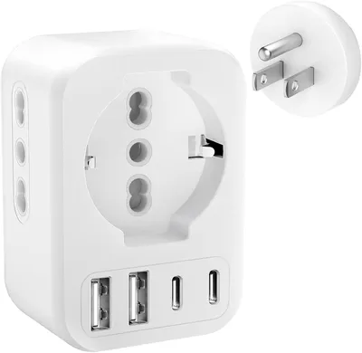 Produktbild von USA-Adapter, Steckdose - 7-in-1-Adapter, USA-Stecker für Deutschland mit 2 USB-C-Anschlüssen, 1 Schuko-Steckdose und 2 italienischen Steckdosen