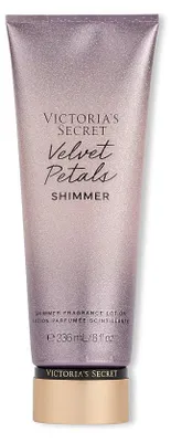 Obrázok produktu pre Victoria's Secret Velvet Petals Shimmer telové mlieko pre ženy 236 ml