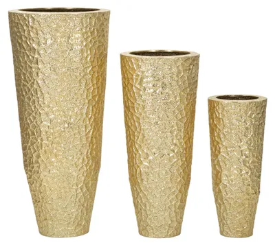 Produktbild von Set aus 3 runden Glasvasen aus goldfarbenem Metall – Trio mit unregelmäßigen Reliefverzierungen im Glamour-Stil