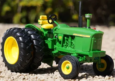 Obrázek produktu pro Britains John Deere 4020 1:32